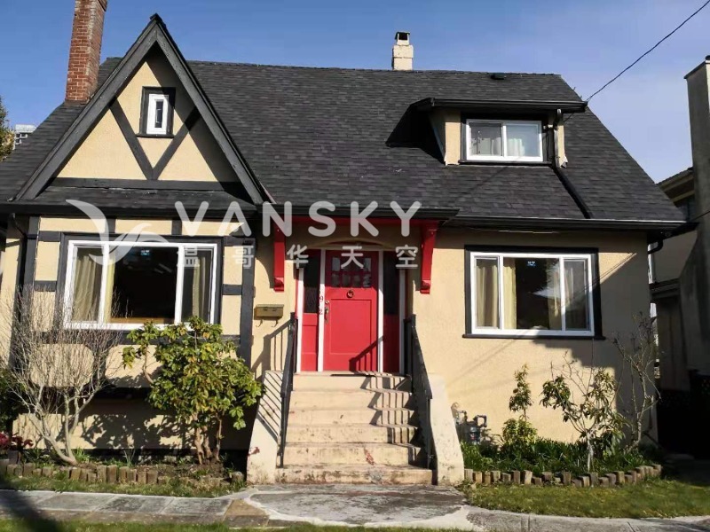 251126121908_6942 W house.jpg